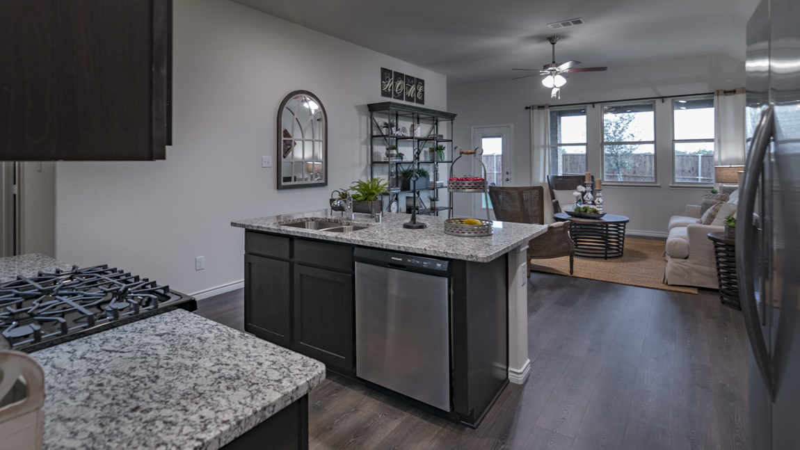 New Homes in Williamsburg Fate, Texas D.R. Horton