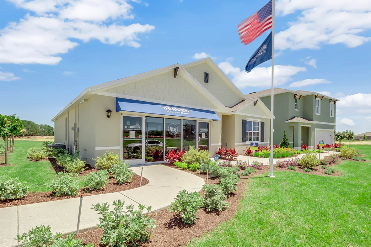 New Homes In Charles Cove Haines City Fl D R Horton