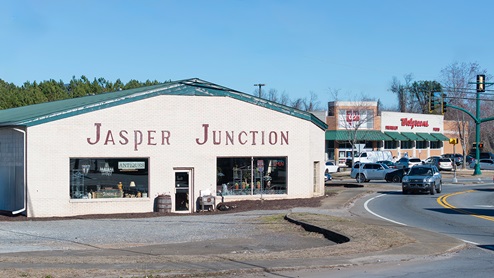 Downtown Jasper, Georgia near Rolling Meadows community