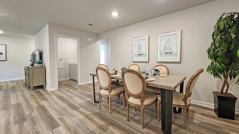 The Riverside dining area in Heritage Lake.