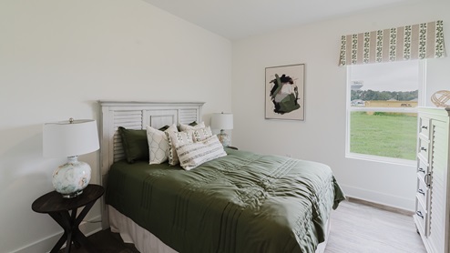 Secondary bedroom with one window.