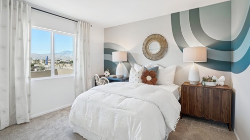 Secondary bedroom with full bed