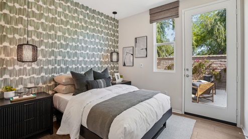 Secondary bedroom with full bed