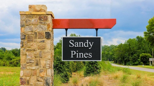 Visit Sandy Pines by D.R. Horton, our new home community in Tuscaloosa, Alabama! Located just minutes away from the University of Alabama and Shelton State Community College in Moundville, AL, making this a great place for potential homebuyers with a commute to these college towns. Moundville is filled with a rich archeological history as well and offers places to hike for outdoor adventurers. Sandy Pines is conveniently situated right off AL-69 S, offering quick access to all the fine dining, shopping, and entertainment Tuscaloosa has to offer.
