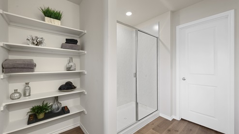 X40D Denton floorplan Bathroom Gallery image-Leonard Crossing in Leonard, TX