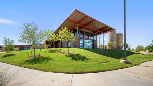 Clubhouse at Trails at Wildhorse amenity center.