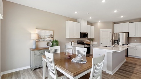dining area off of kitchen