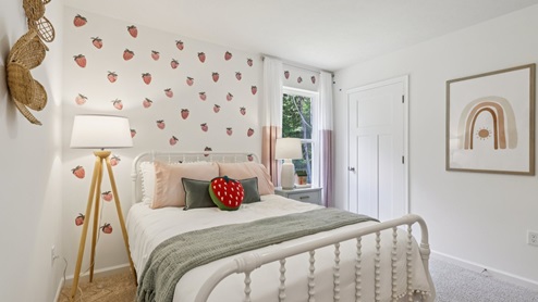 Galen smaller secondary bedroom with closet