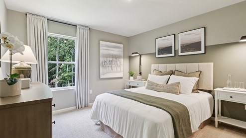 Galen secondary bedroom with large window