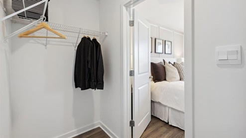 primary suite closet