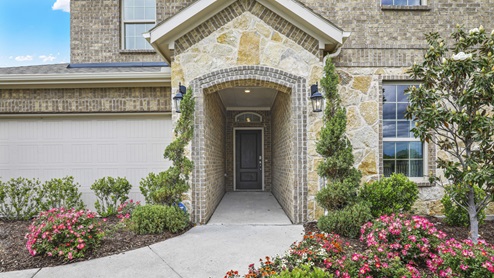 4108 Plateau Drive at Lakewood Trails exterior entry view