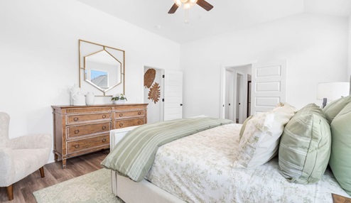 Primary Dresser