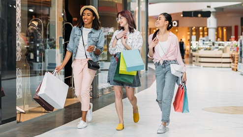 women shopping
