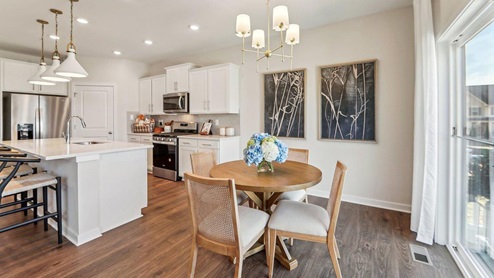 sitting area of kitchen