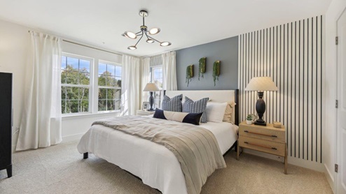 columbus townhome third floor primary bedroom