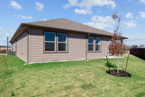 Rockbridge Model Home exterior from backyard.