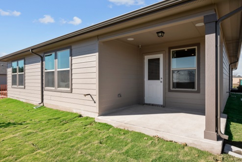Rockbridge Model Home exterior with covered patio.