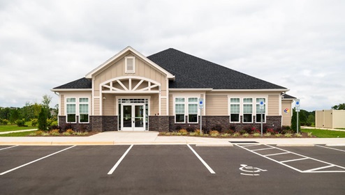 Chestnut at Laurelbrook Clubhouse Amenities