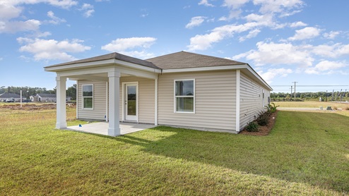 Single story home with vinyl siding