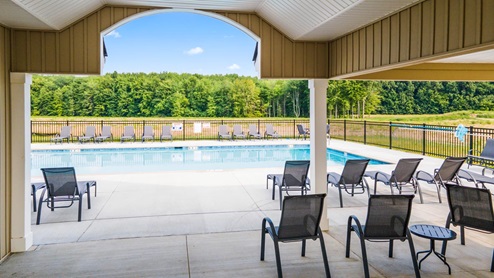 lakefieldplace_pool