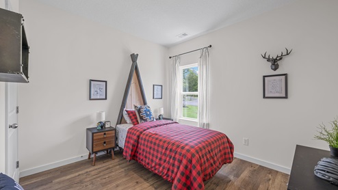 Guest bedroom with window