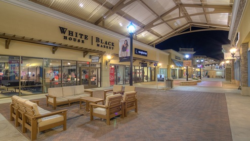 Charlotte Premium Outlets near Hamilton Woods in Charlotte, NC