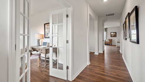 Foyer to kitchen.