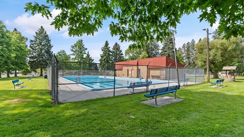 A photo of the pool near James G Swinyard Park
