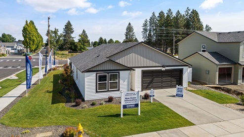 Shamrock Glen's model home and sales office