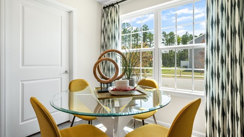 Jonathan Model Dining Area