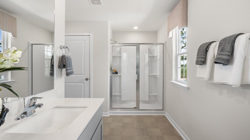 Gretchen Pines Galen Model Bathroom