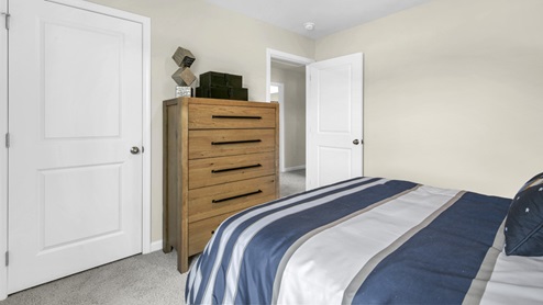 Robie model bedroom with carpet