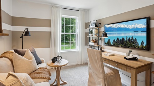The third bedroom with a single window.