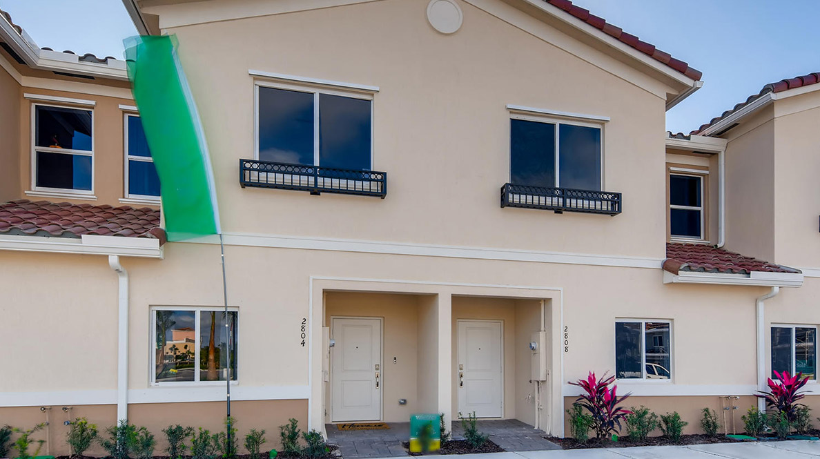 New Homes In Princeton Park Miami Gardens Fl D R Horton