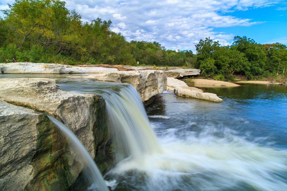 Outdoor Adventures, Entertainment, and Dining