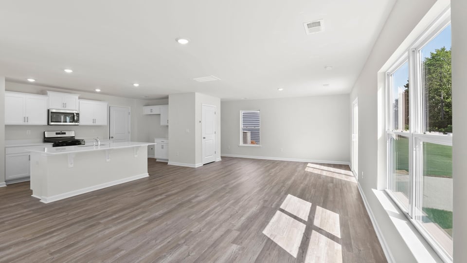 Dining area in the kitchen.