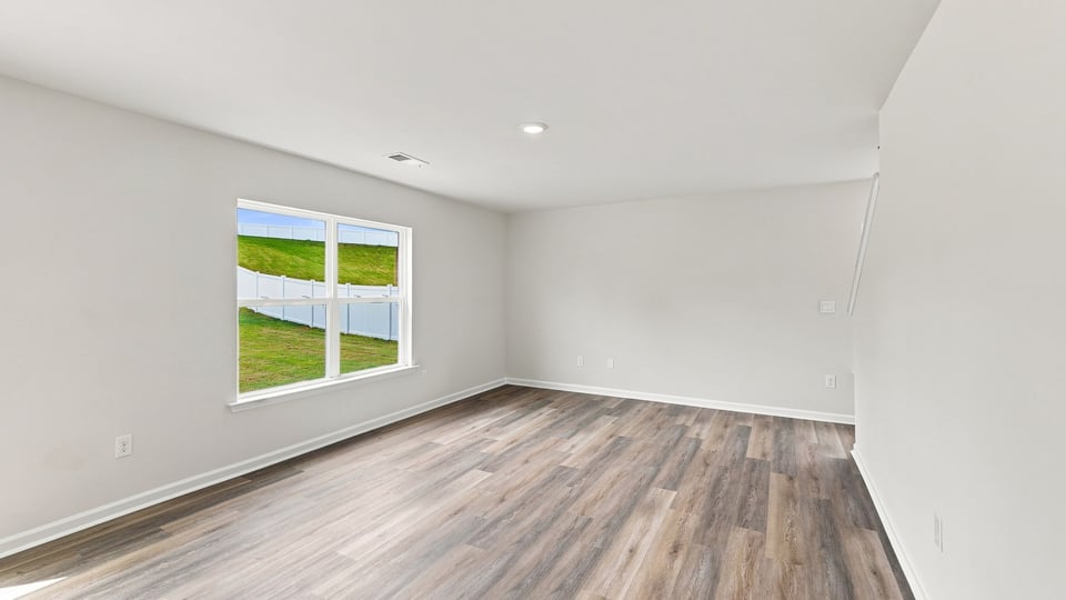 Flex room with window.