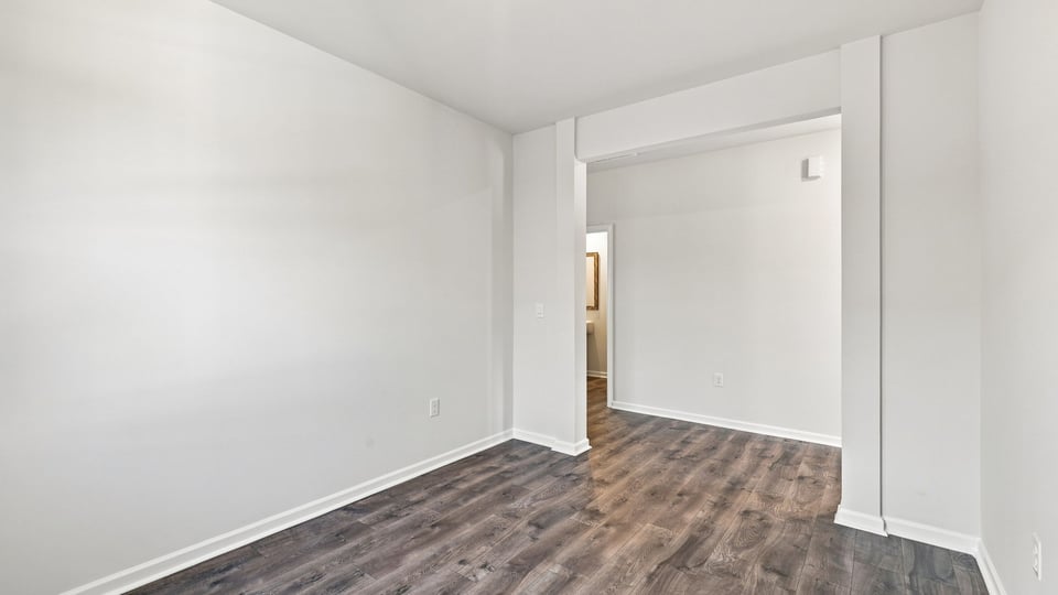 Flex room with window.