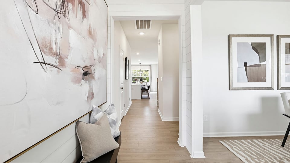 Foyer to kitchen.