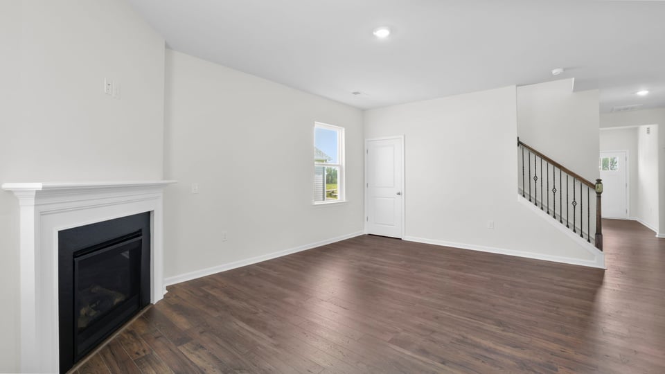 Livingroom with fireplace.
