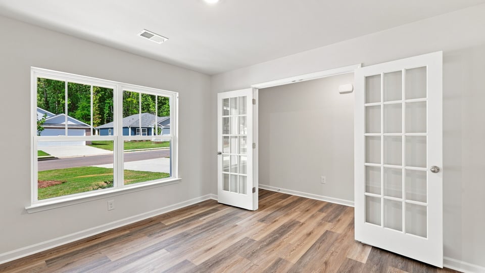 Flex room with windows.