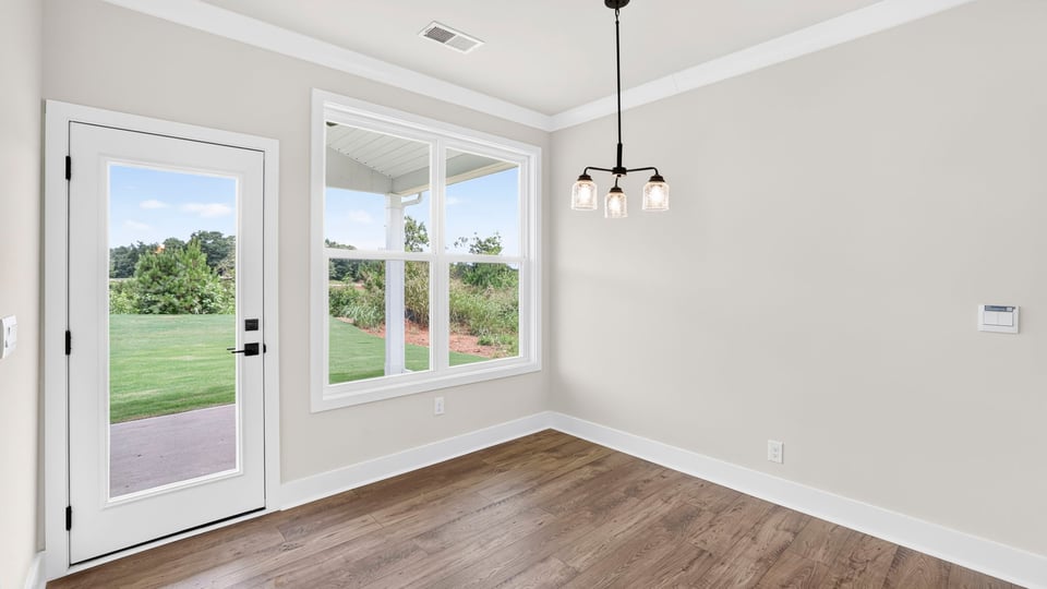 Dining area in the kitchen.