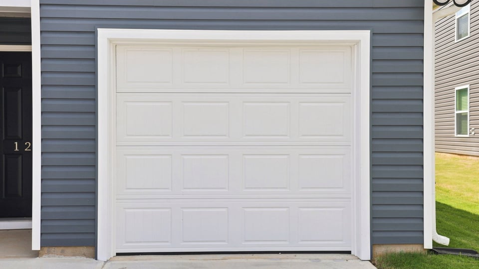 1 car garage.