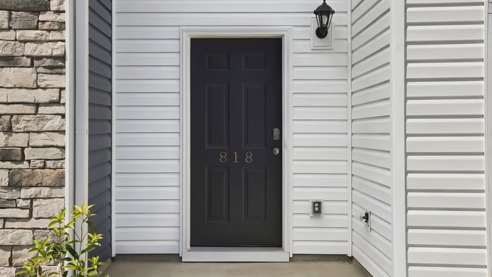View of front foor.