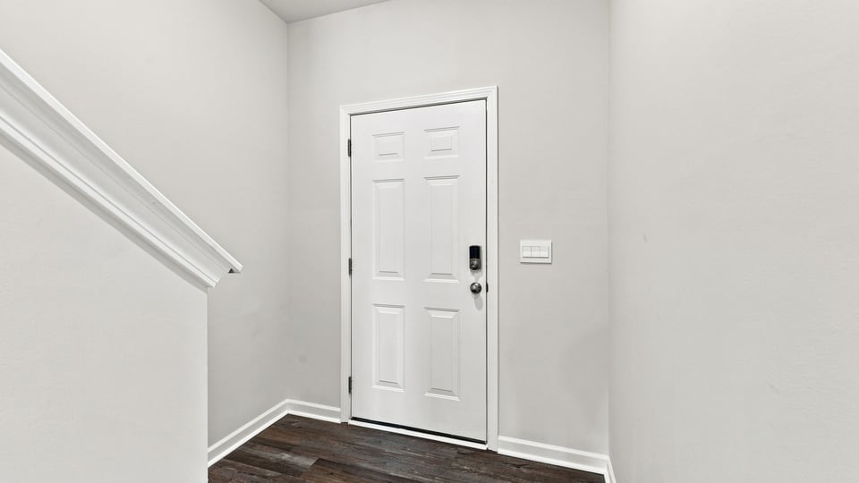 Foyer to kitchen.