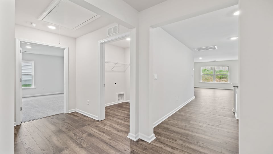 Hallway to kitchen