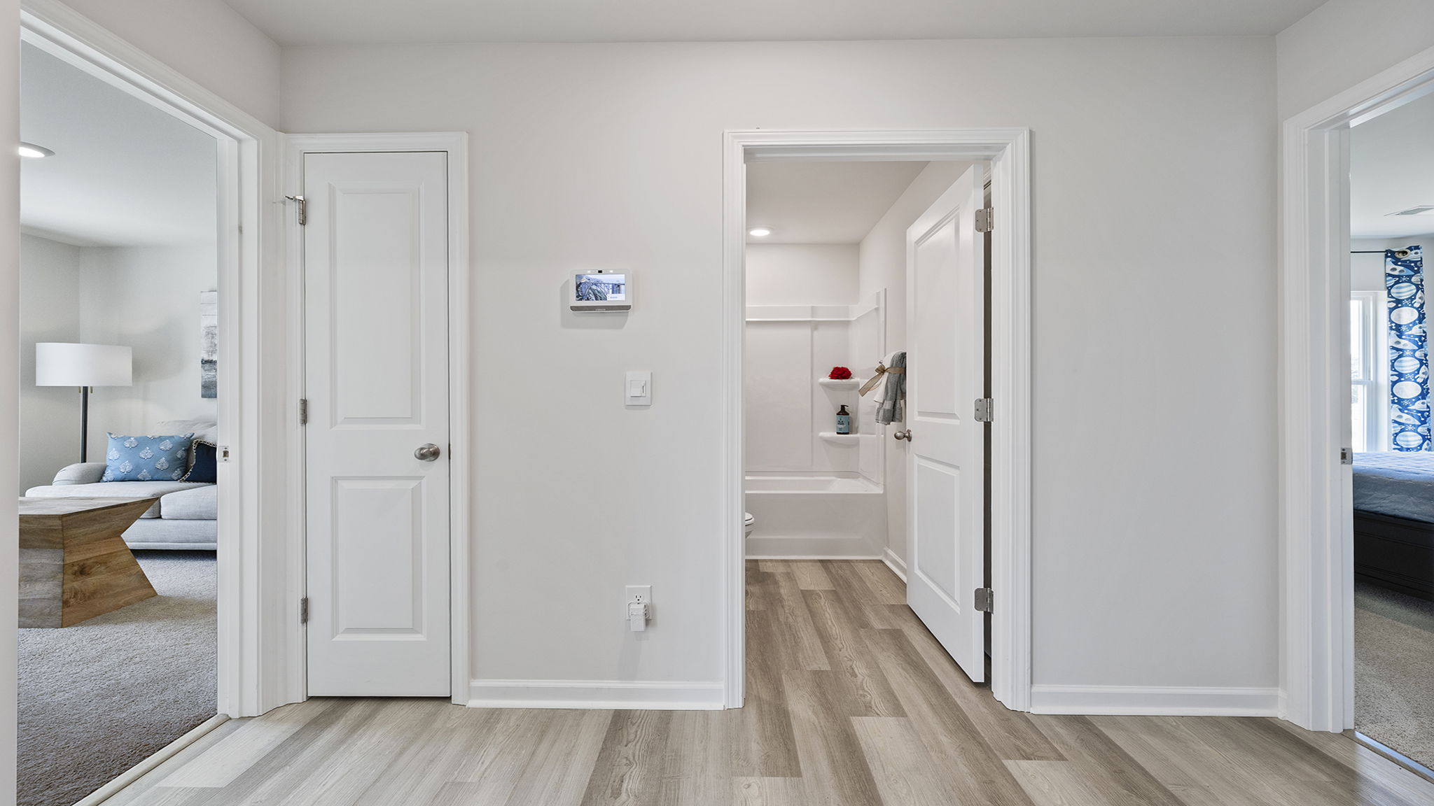 Foyer to kitchen.