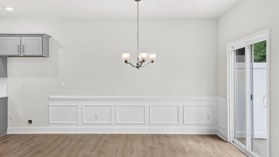 Dining area in the kitchen.
