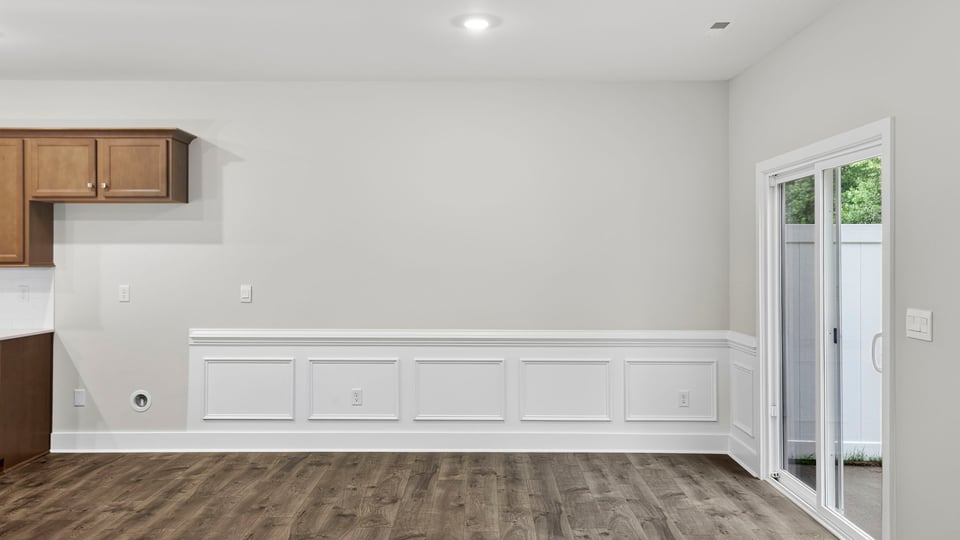 Dining area in the kitchen.