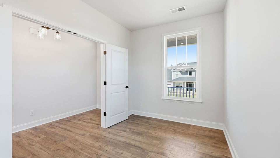 Flex room with window.